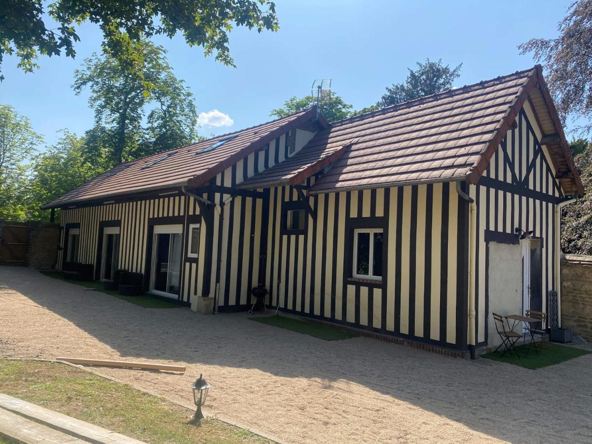 Au Domaine Des Roches Apartment Saint-Pierre-en-Auge Exterior photo
